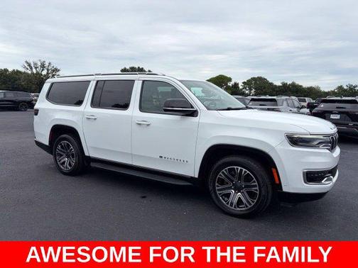 Bright White Clearcoat 2023 Jeep Wagoneer L Series II 4x4