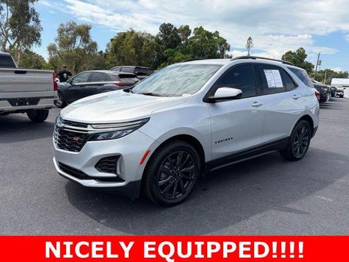 Silver Ice Metallic 2022 Chevrolet Equinox FWD RS