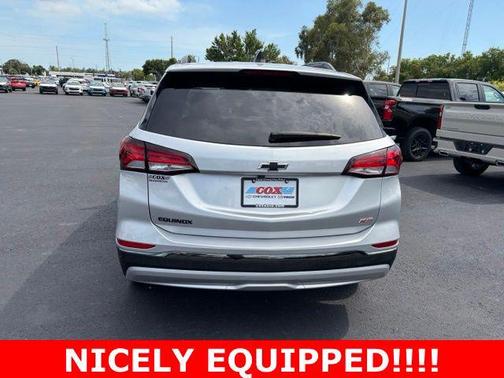Silver Ice Metallic 2022 Chevrolet Equinox FWD RS
