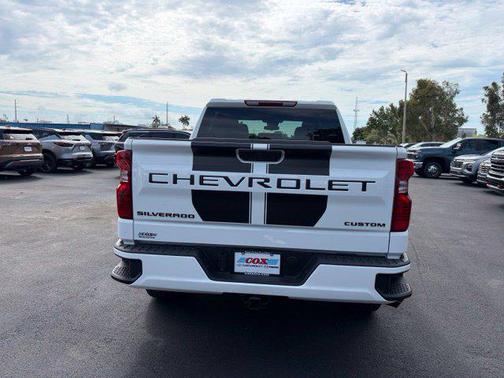 Summit White 2026 Chevrolet Silverado 1500 Custom