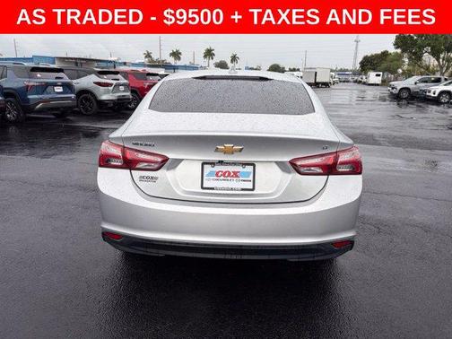Silver Ice Metallic 2019 Chevrolet Malibu LT