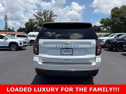 Iridescent Pearl Tricoat 2022 Chevrolet Suburban 4WD High Country