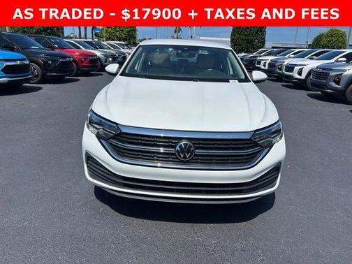 Pure White 2023 Volkswagen Jetta 1.5T SE
