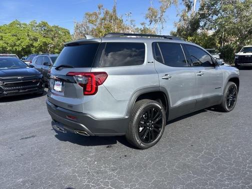 2023 GMC Acadia FWD SLE