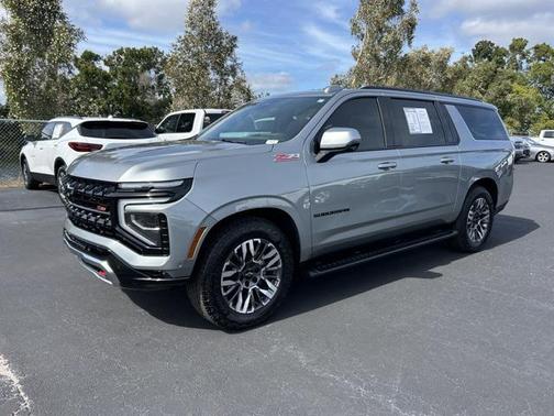 2025 Chevrolet Suburban 4WD Z71