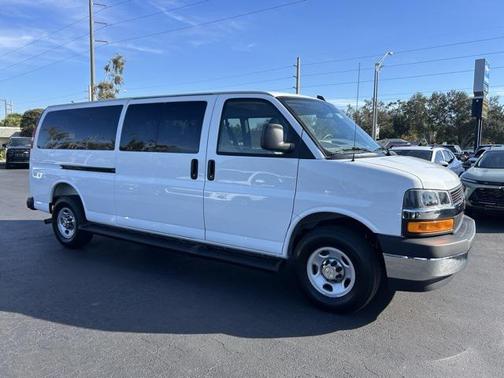 2025 Chevrolet Express 3500 RWD 3500 Extended Wheelbase LT