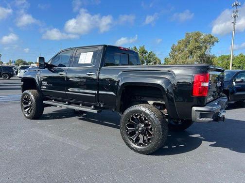 Onyx Black 2018 GMC Sierra 2500 Denali