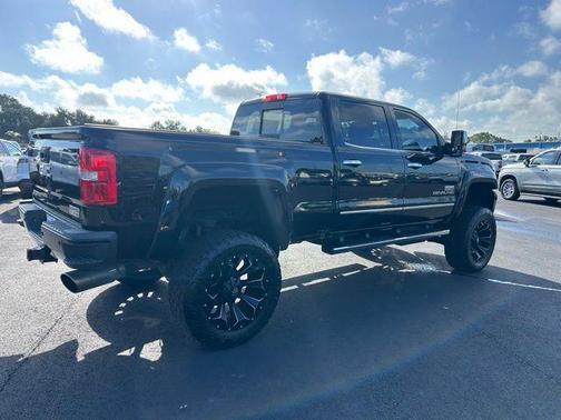 Onyx Black 2018 GMC Sierra 2500 Denali