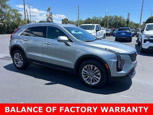 Argent Silver Metallic 2025 Cadillac XT4 Premium Luxury