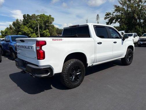 Summit White 2019 Chevrolet Silverado 1500 LT Trail Boss