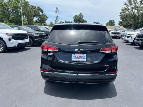 2022 Chevrolet Equinox FWD RS