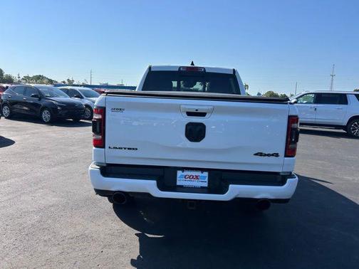 Bright White Clearcoat 2021 RAM 1500 Limited