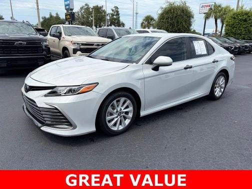 Ice Edge 2023 Toyota Camry LE