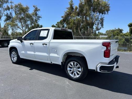 2022 Chevrolet Silverado 1500 Custom
