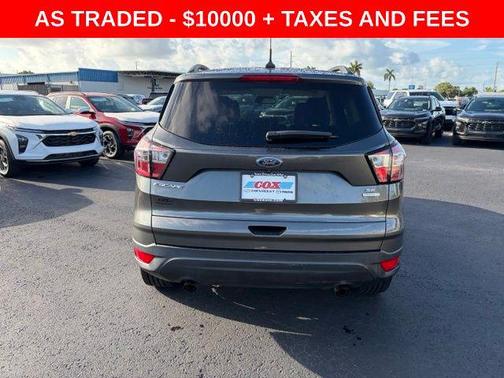 Magnetic 2018 Ford Escape SE