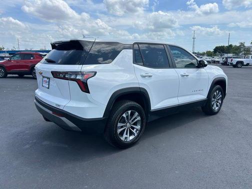 Summit White 2025 Chevrolet Equinox 1LT