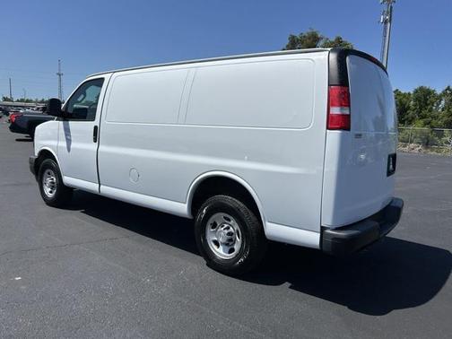 2020 Chevrolet Express 2500 RWD 2500 Regular Wheelbase WT