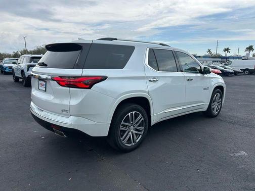 2023 Chevrolet Traverse High Country