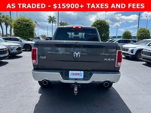 Granite Crystal Metallic Clearcoat 2016 RAM 1500 Laramie