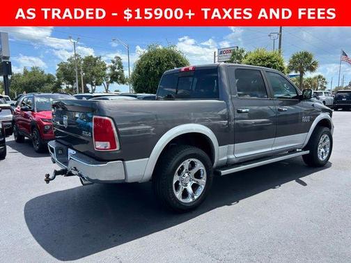 Granite Crystal Metallic Clearcoat 2016 RAM 1500 Laramie