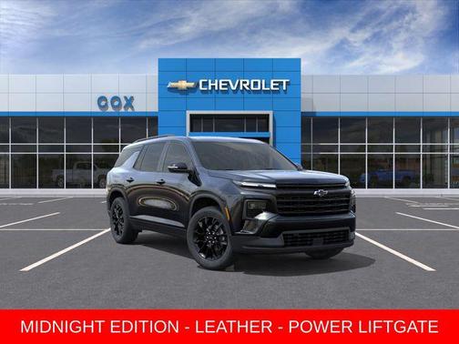 Mosaic Black Metallic 2026 Chevrolet Traverse LT