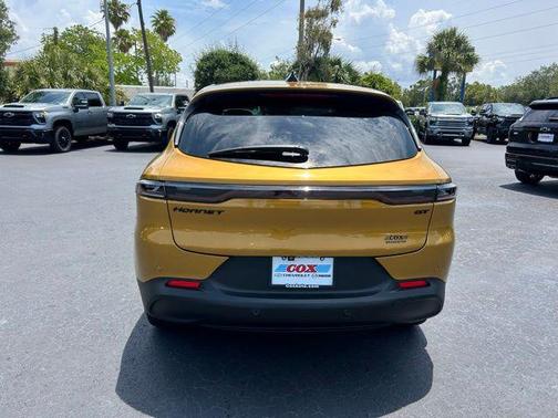 Acapulco Gold 2024 Dodge Hornet GT AWD