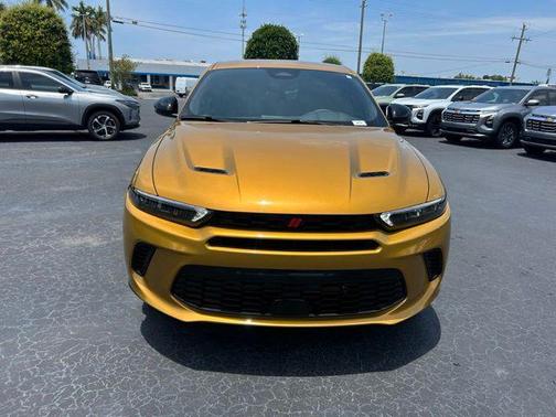 Acapulco Gold 2024 Dodge Hornet GT AWD
