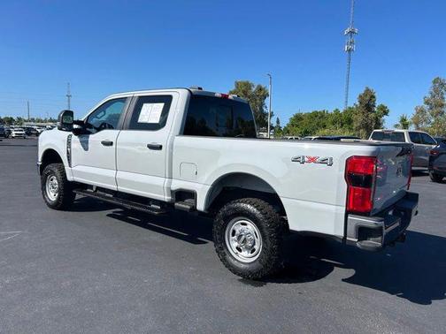 Avalanche 2025 Ford F-250 XL