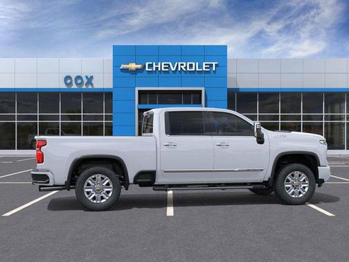 Polar White Tricoat 2026 Chevrolet Silverado 2500 High Country