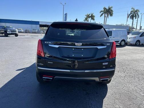 2019 Cadillac XT5 Platinum