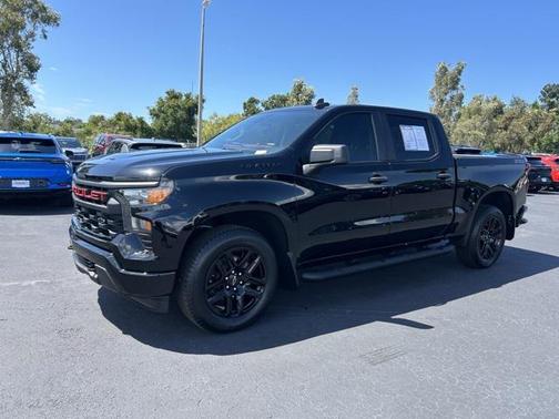 2023 Chevrolet Silverado 1500 Custom