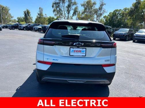 Silver Flare Metallic 2023 Chevrolet Bolt EUV FWD LT