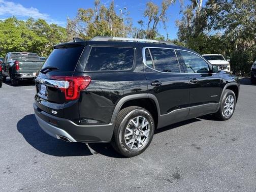 2023 GMC Acadia FWD SLT