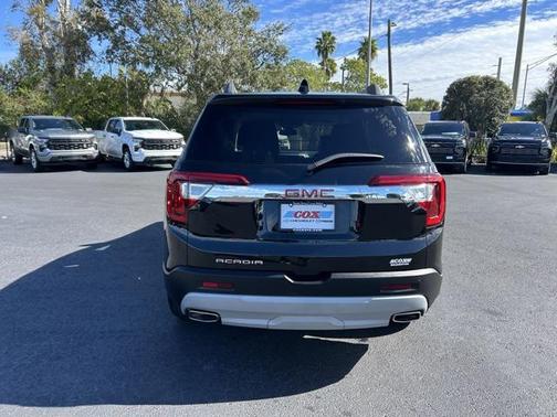 2023 GMC Acadia FWD SLT