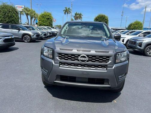 Gun Metallic 2025 Nissan Frontier SV