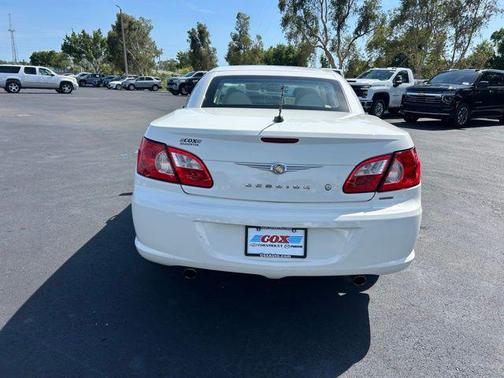 Stone White Clearcoat 2008 Chrysler Sebring Base