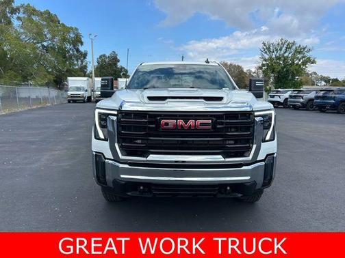 2024 GMC Sierra 2500 Pro