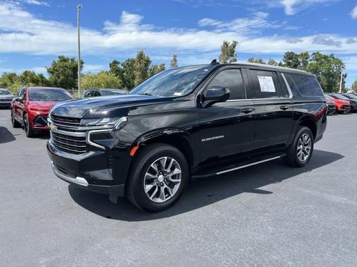 2024 Chevrolet Suburban LT