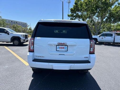 Summit White 2018 GMC Yukon SLT