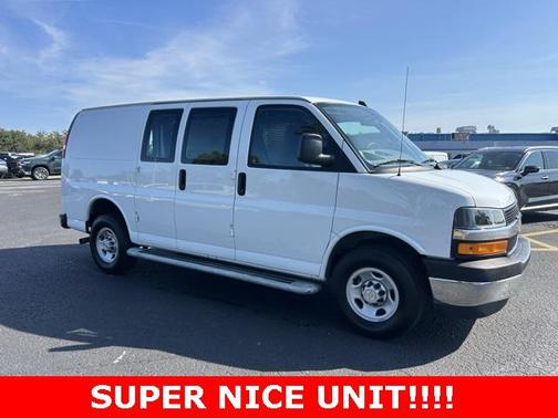 2024 Chevrolet Express 2500 RWD 2500 Regular Wheelbase WT