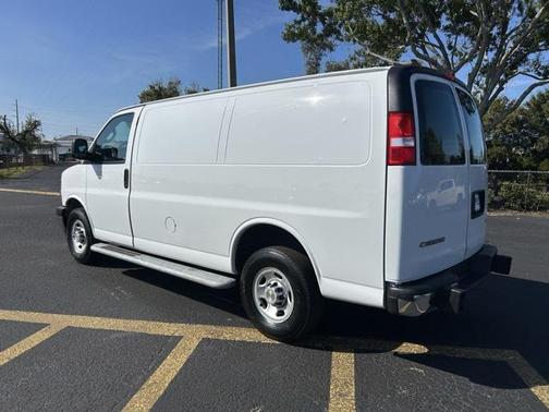 2024 Chevrolet Express 2500 RWD 2500 Regular Wheelbase WT