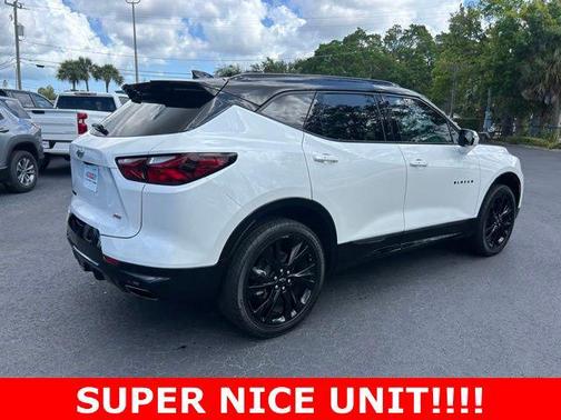 Iridescent Pearl Tricoat 2022 Chevrolet Blazer RS