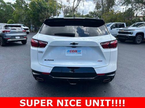 Iridescent Pearl Tricoat 2022 Chevrolet Blazer RS