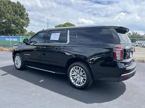 2024 Chevrolet Suburban LT