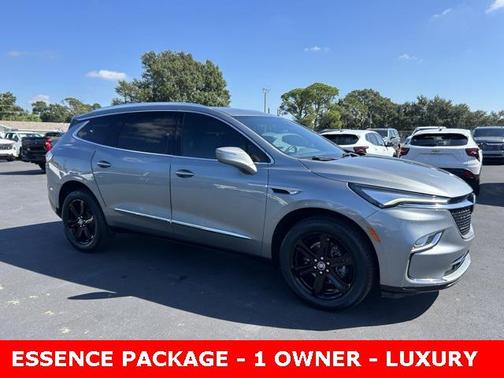 2023 Buick Enclave Essence FWD