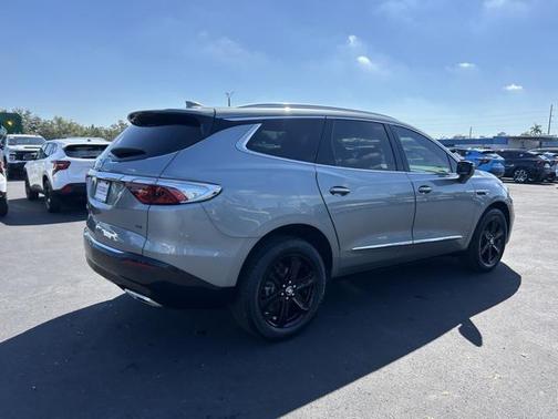 2023 Buick Enclave Essence FWD
