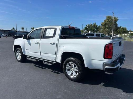 Summit White 2022 Chevrolet Colorado LT