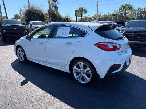 Summit White 2018 Chevrolet Cruze Premier