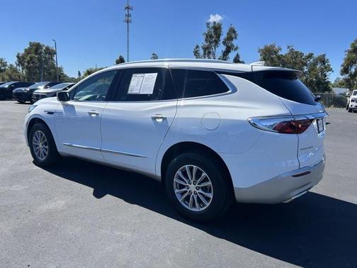 2022 Buick Enclave FWD Essence