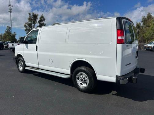 2024 GMC Savana 2500 Work Van
